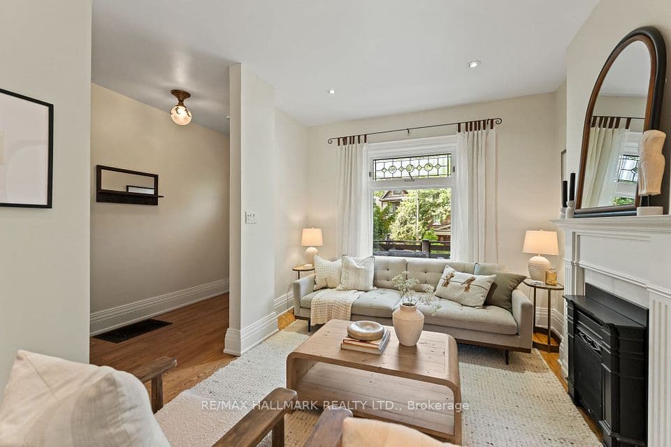 227 Waverley Road, Toronto, ON M4L 3T4 – photo 3