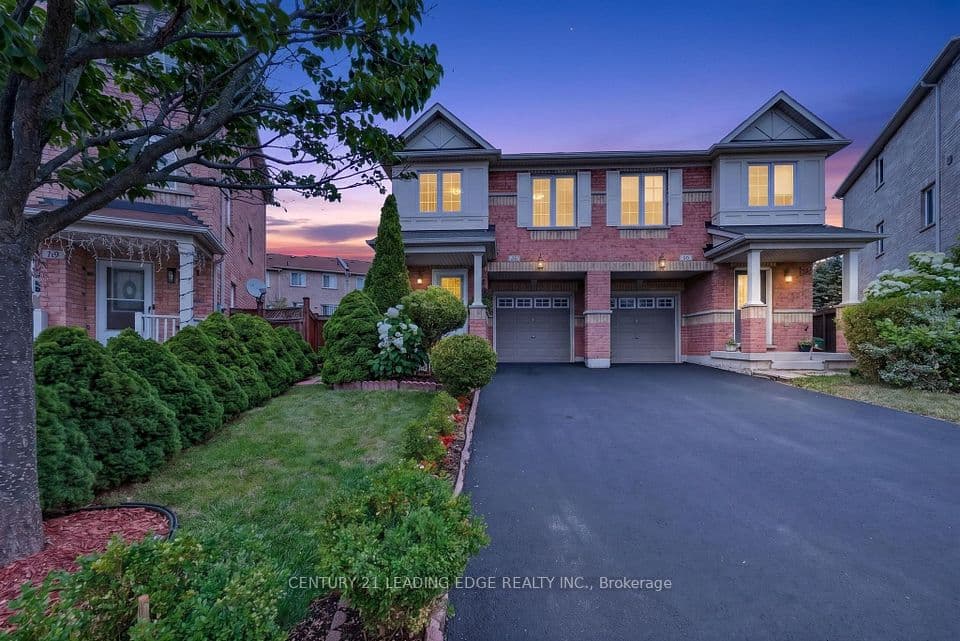63 Wilkes Crescent, Toronto, ON M1L 0B4 – main photo