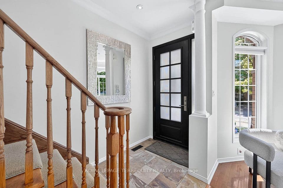40 Whistle Post Street, Toronto, ON M4E 3W8 – photo 3