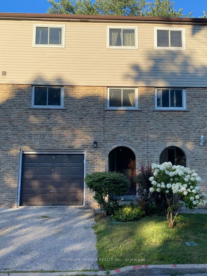 21 Rockwood Drive 22, Toronto, ON M1M 3M9 – photo 2