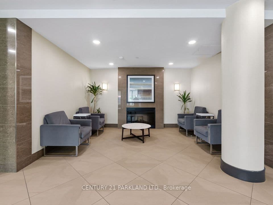 330 ALTON TOWERS Circle 206, Toronto, ON M1V 5H3 – photo 3