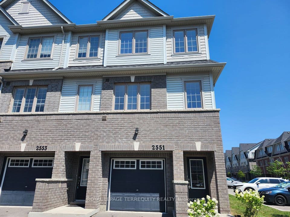 2551 Barbarolli Path 115, Oshawa, ON L1L 0P9 – main photo