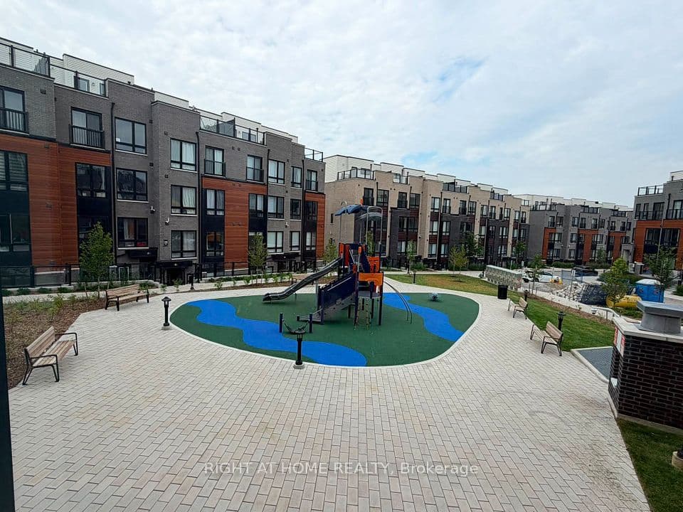10 Liben Way 14, Toronto, ON M1B 0E8 – photo 2