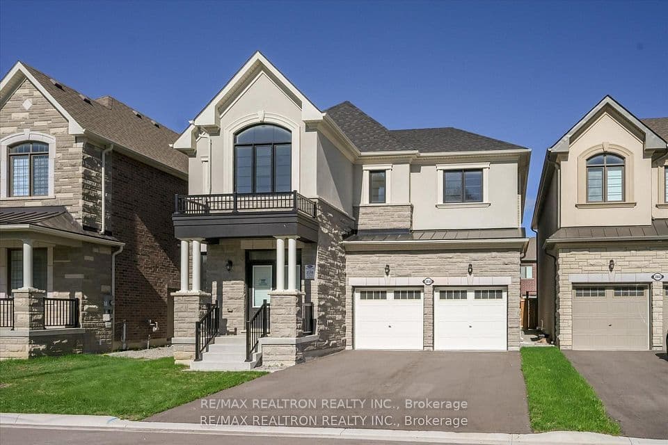2858 Foxden Square, Pickering, ON L1X 0N9 – photo 2