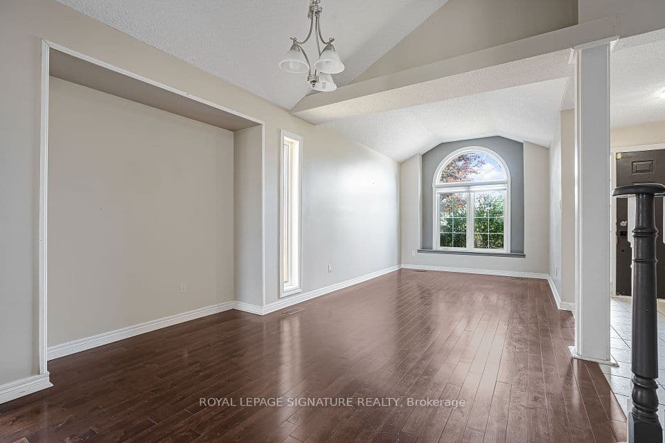 94 Niagara Drive, Oshawa, ON L1G 8A5 – photo 2