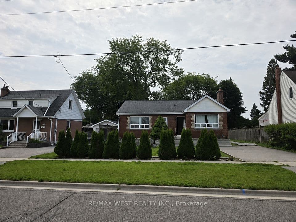 29 Sunset Drive, Oshawa, ON L1G 3K9 – main photo