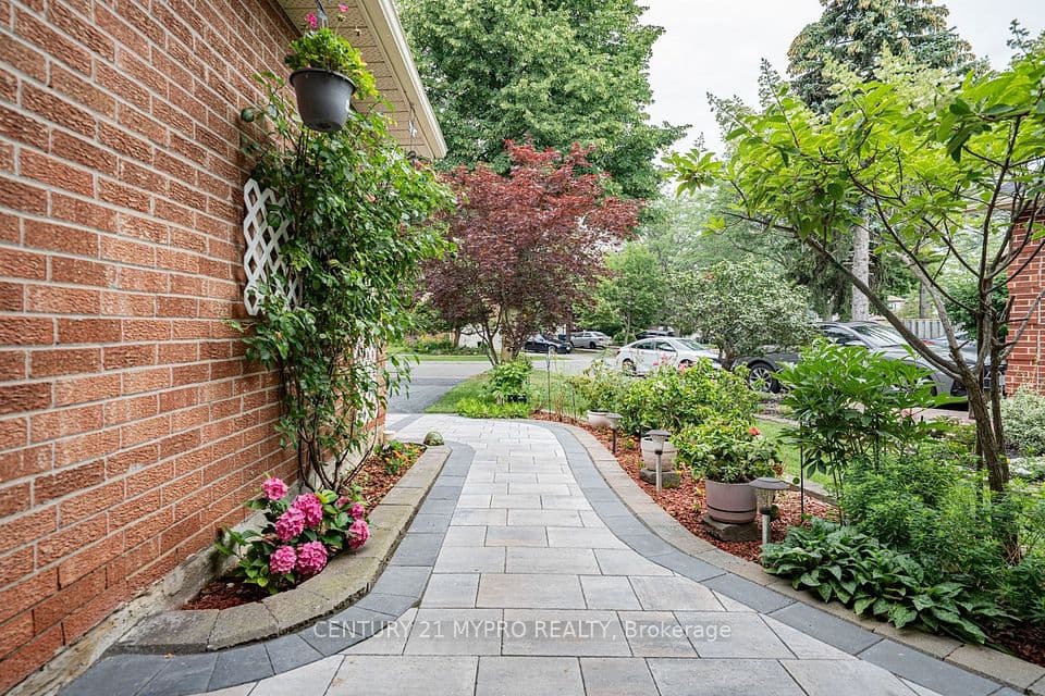 35 Wheeling Drive, Toronto, ON M1C 3X2 – photo 3