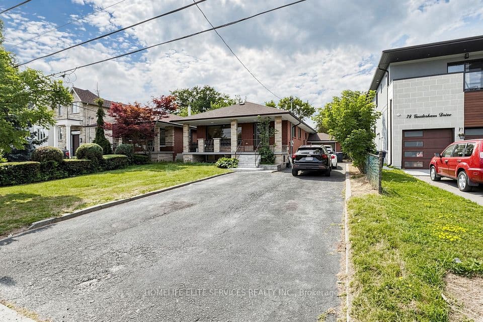 76 Gooderham Drive, Toronto, ON M1R 3G7 – photo 2