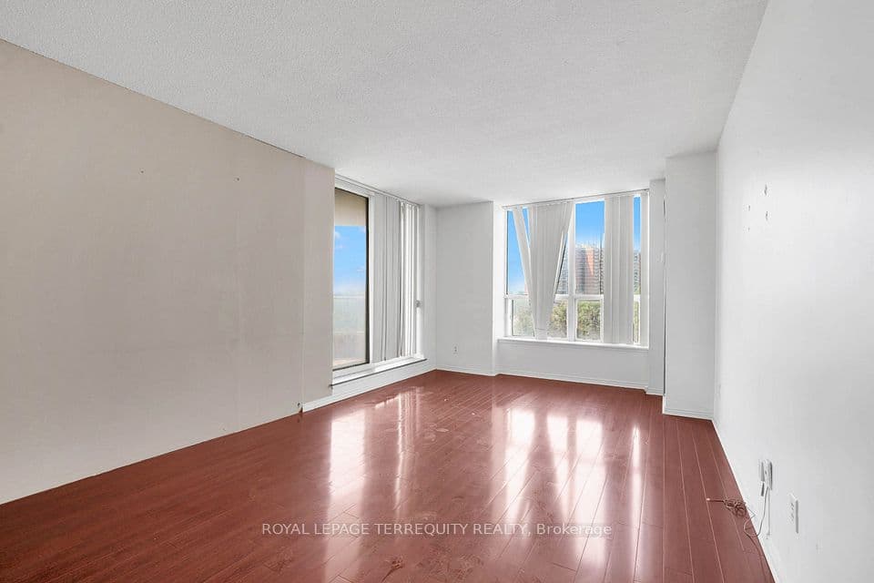 400 McLevin Avenue 602, Toronto, ON M1B 5J4 – photo 3