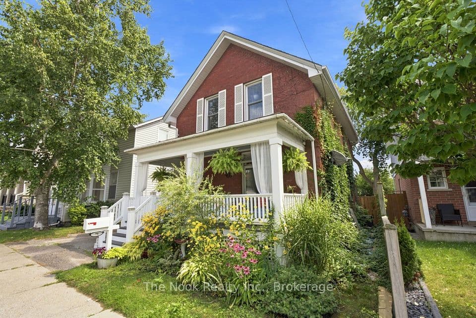 79 Elgin Street W, Oshawa, ON L1G 1S5 – main photo