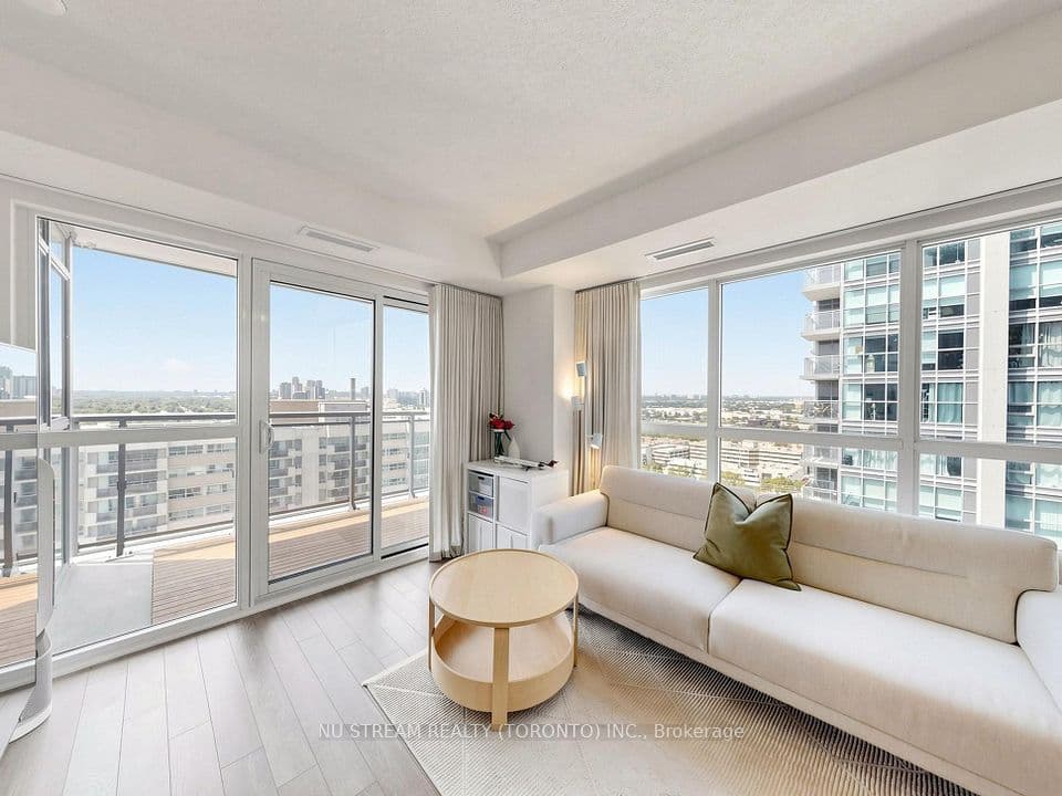 20 Meadowglen Place 2209, Toronto, ON M1G 0A9 – photo 3