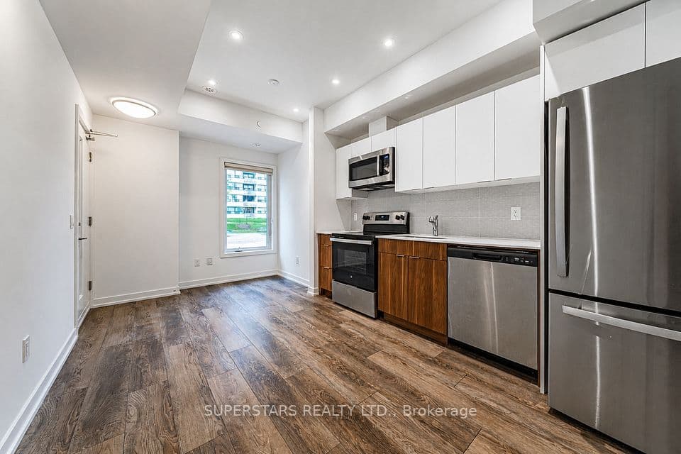 3069 Pharmacy Avenue 14, Toronto, ON M1W 2H1 – photo 3