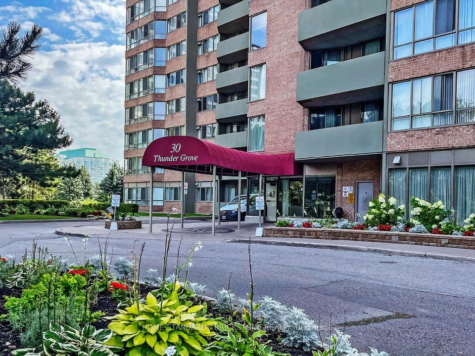30 Thunder Grove 1705, Toronto, ON M1V 4A3 – photo 3