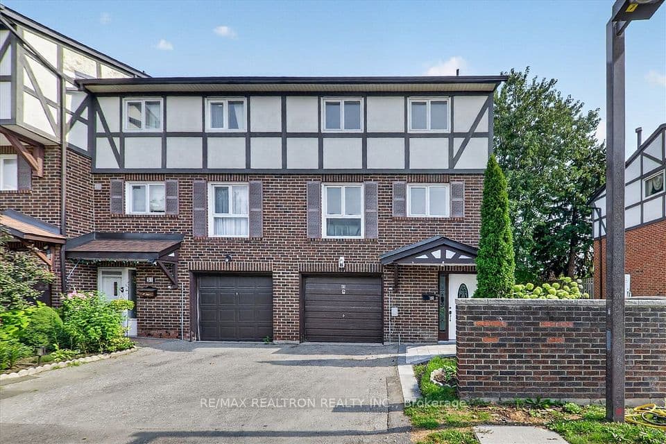 331 Trudelle Street 49, Toronto, ON M1J 3J9 – main photo