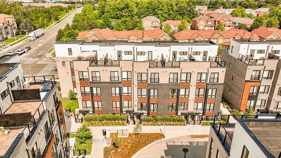 235 McLevin Avenue 11, Toronto, ON M1B 0E8 – photo 2