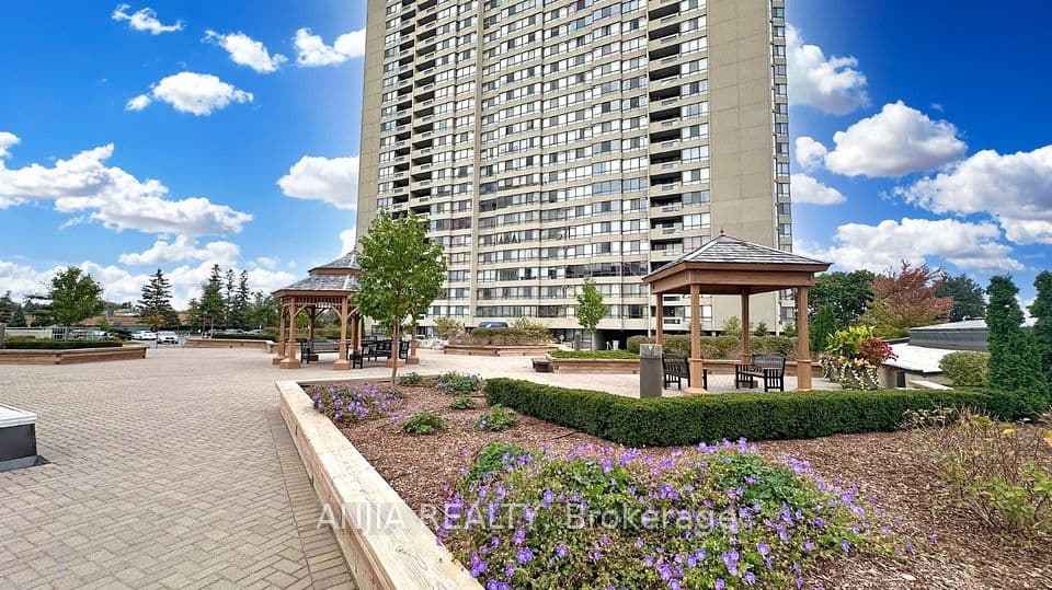 255 Bamburgh Circle 401, Toronto, ON M1W 3T6 – photo 3