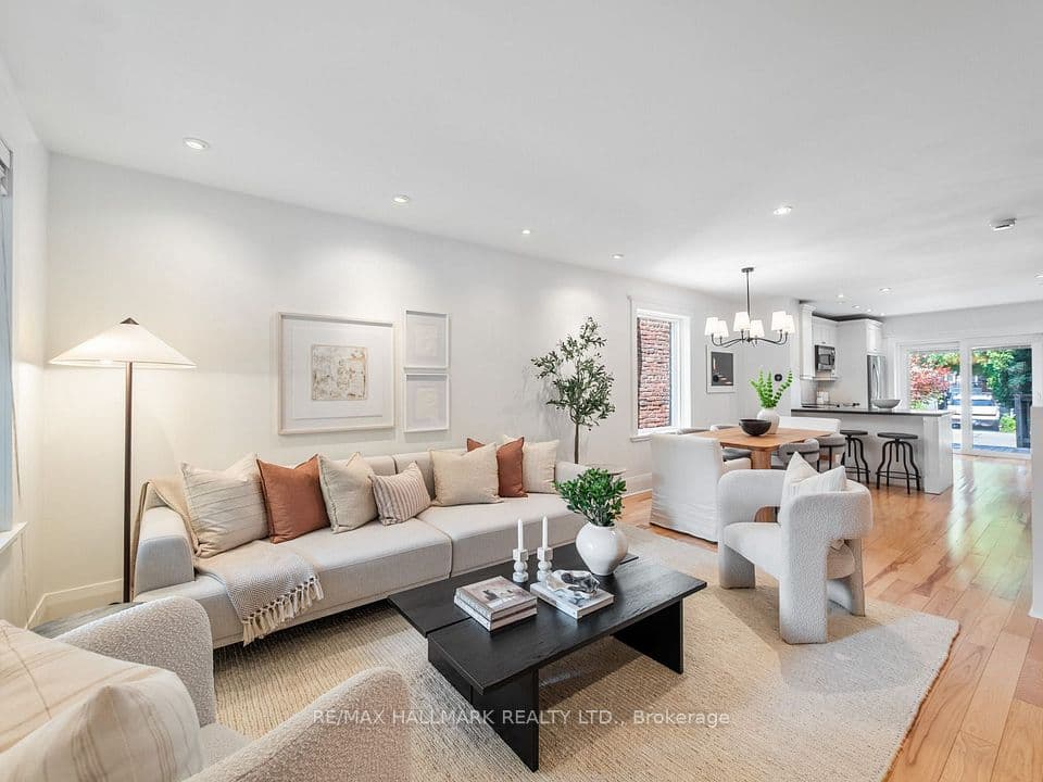 14 Fielding Avenue, Toronto, ON M4J 1R5 – photo 3