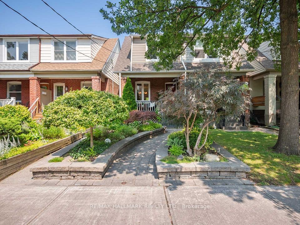 14 Fielding Avenue, Toronto, ON M4J 1R5 – main photo