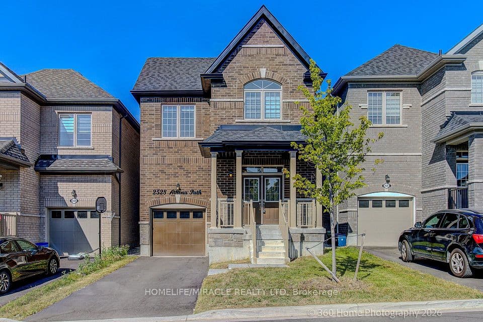 2528 Athena Path, Pickering, ON L1X 0M4 – main photo