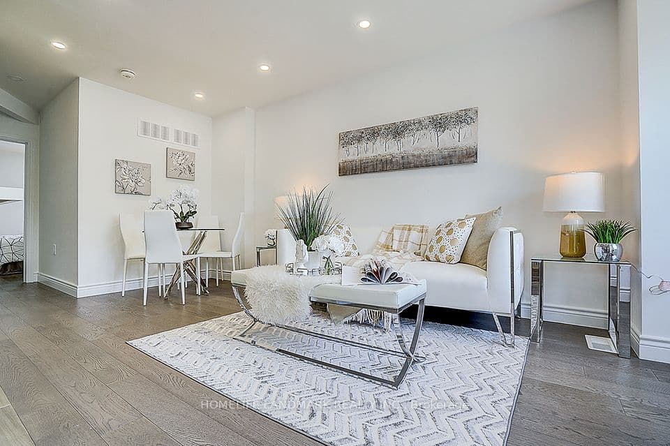 609 Mortimer Avenue, Toronto, ON M4C 2J6 – photo 3