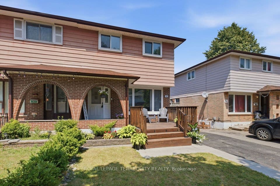 362 Durham Court, Oshawa, ON L1J 1W9 – photo 3