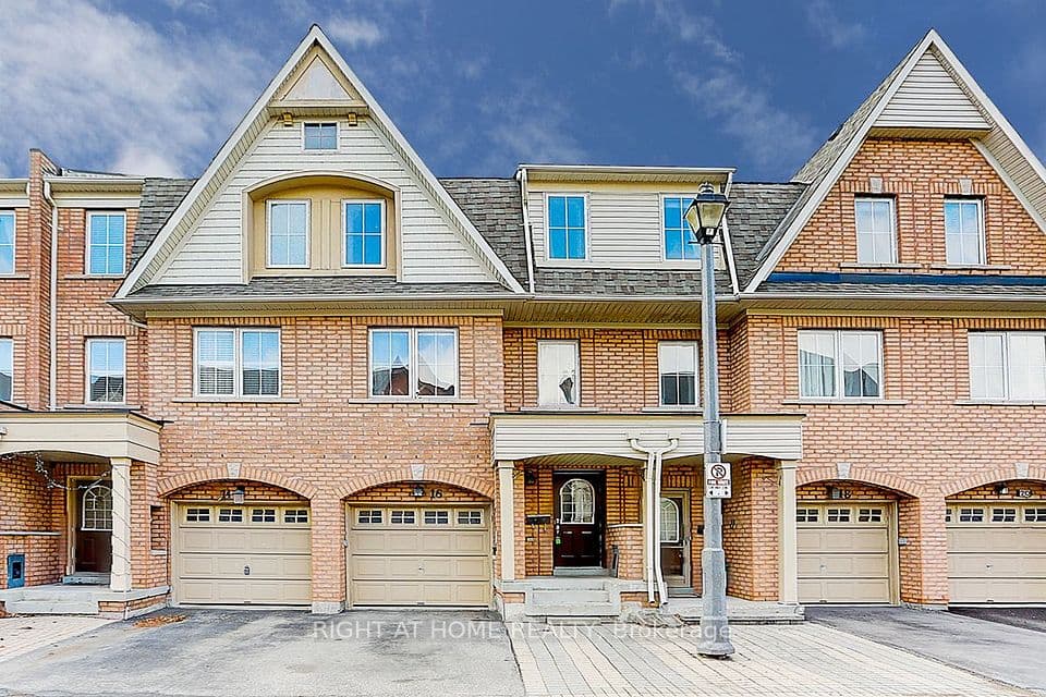 16 Pat Brook Terrace, Toronto, ON M1P 5G6 – main photo