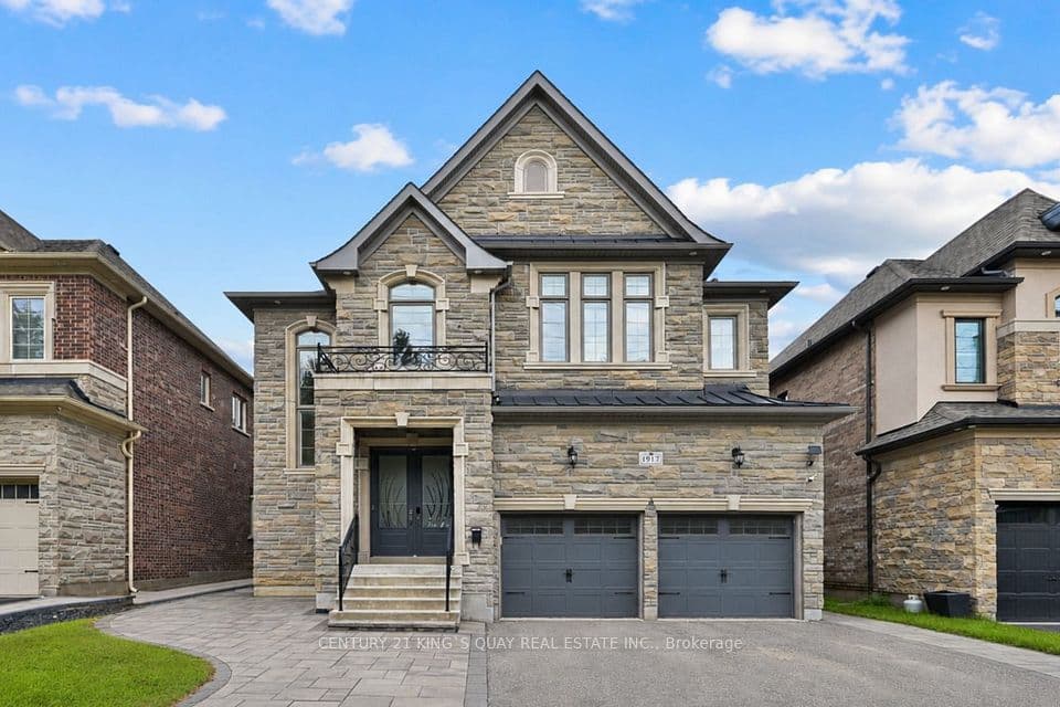 1917 Fairport Road, Pickering, ON L1V 1T5 – main photo