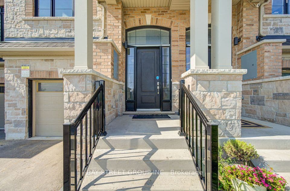 36 Elkington Crescent, Whitby, ON L1P 0L7 – photo 2