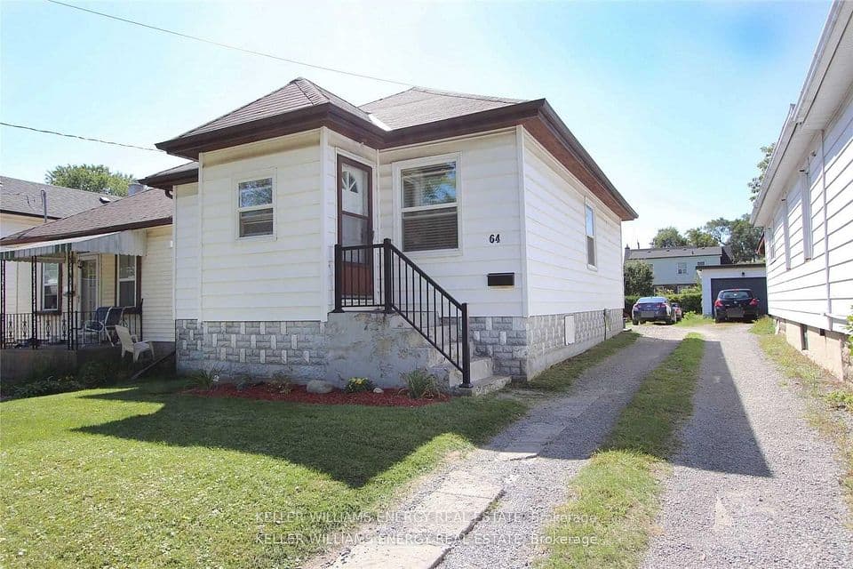64 Grenfell Street, Oshawa, ON L1J 4W2 – main photo