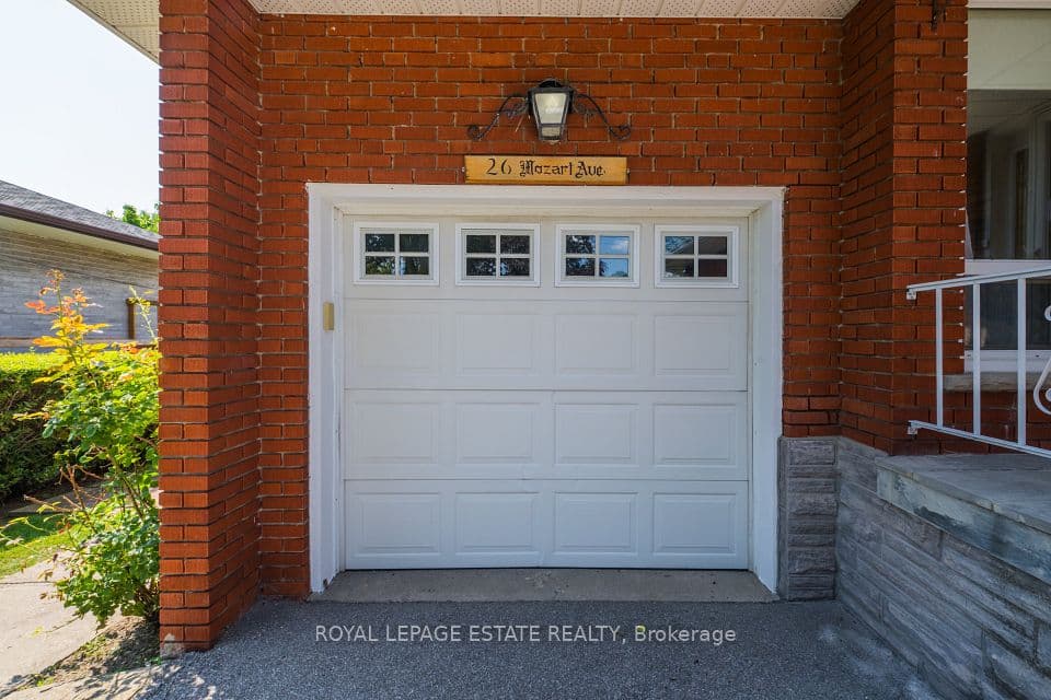 26 Mozart Avenue, Toronto, ON M1K 2V9 – photo 2