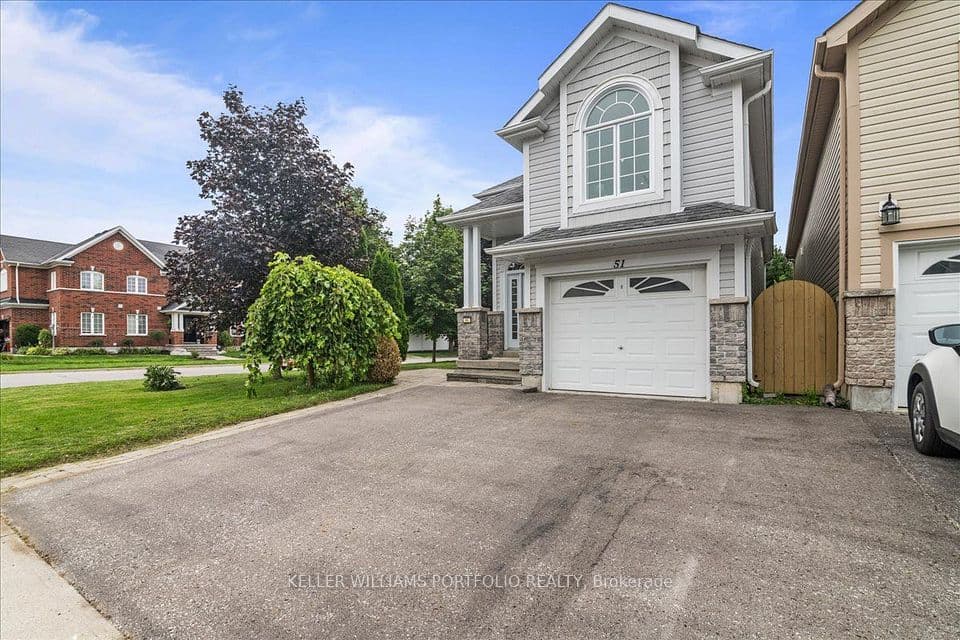 51 Squire Fletcher Drive, Clarington, ON L1C 5H8 – photo 2