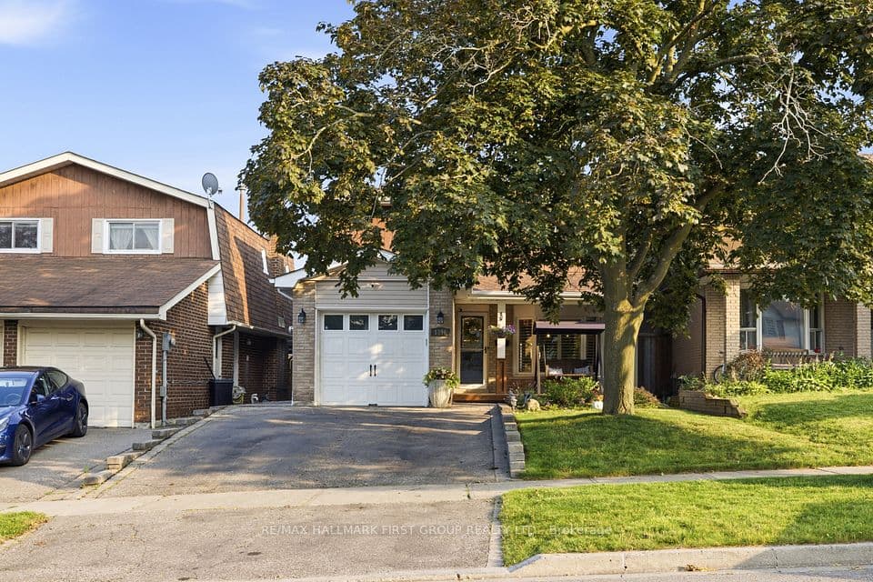 1896 New Street, Pickering, ON L1V 3J7 – main photo