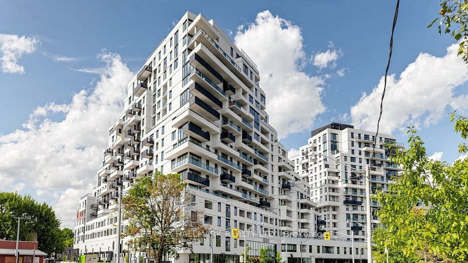 1050 Eastern Avenue 823, Toronto, ON M4L 0B7 – main photo