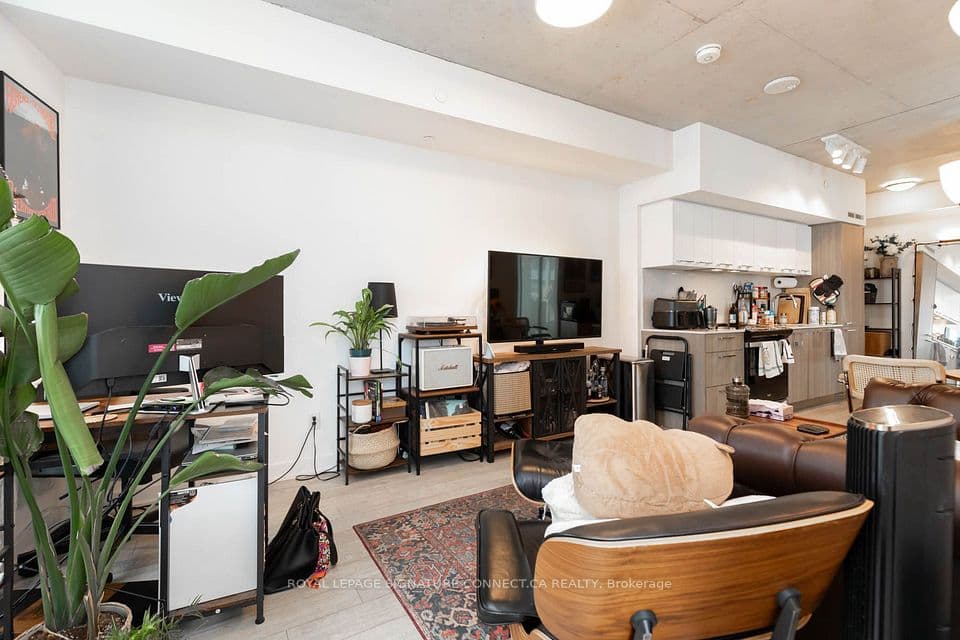 45 Baseball Place 902, Toronto, ON M4M 0H1 – photo 3
