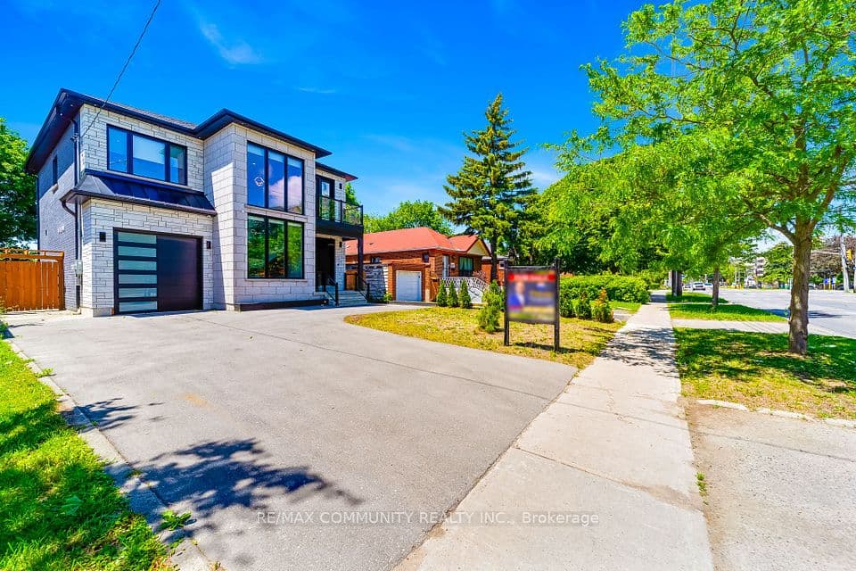 856 Kennedy Road, Toronto, ON M1K 2E7 – photo 2