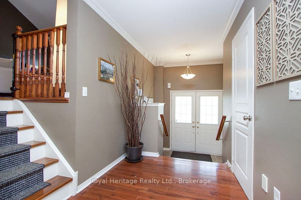 941 Langford Street, Oshawa, ON L1K 0A4 – photo 2