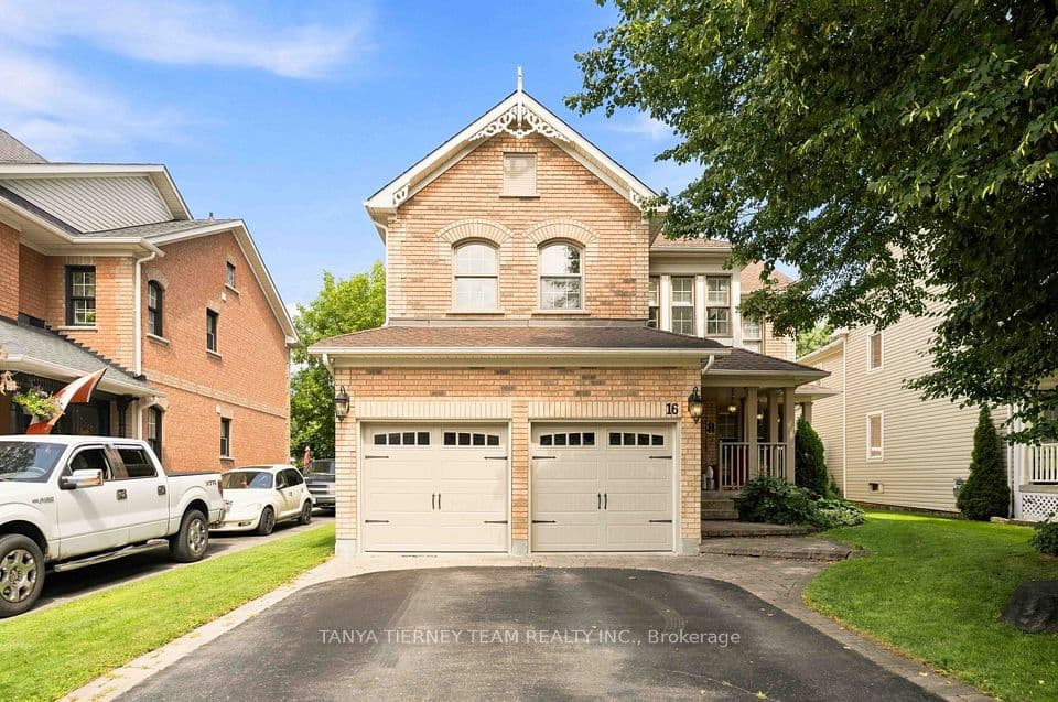 16 Waring Avenue, Whitby, ON L1M 1G4 – photo 2