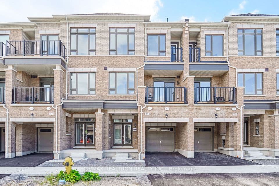 69 McGowan Drive, Whitby, ON L1P 0S2 – main photo
