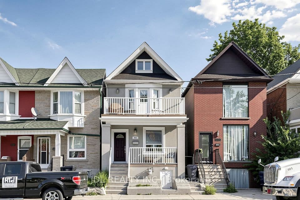 831 Pape Avenue, Toronto, ON M4K 3T4 – main photo
