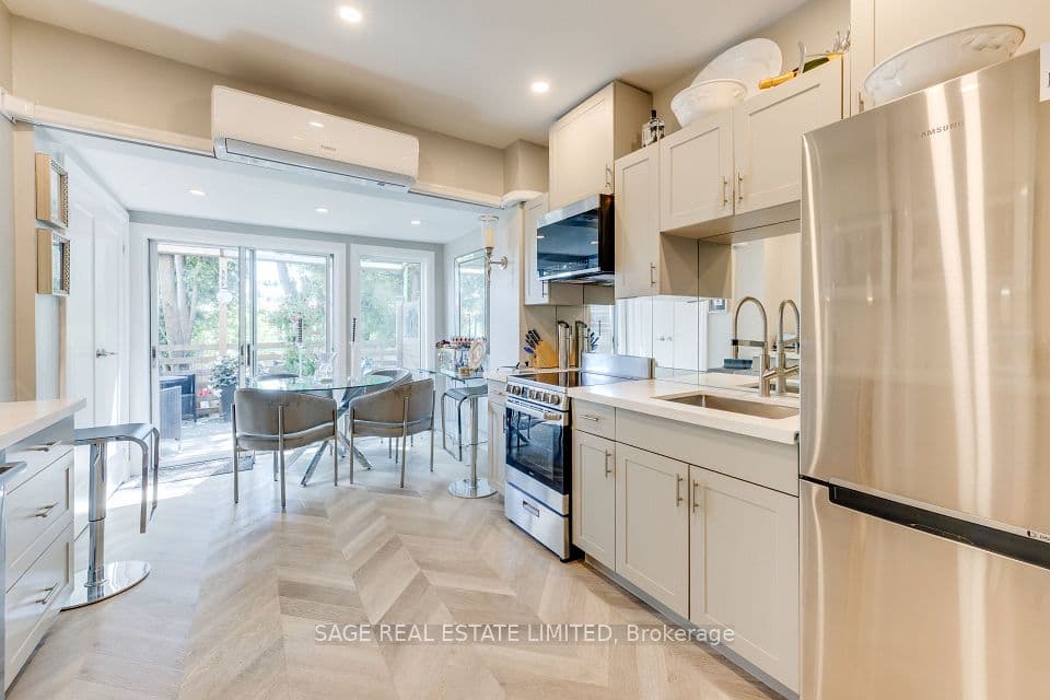241 Langley Avenue, Toronto, ON M4K 1C1 – photo 3