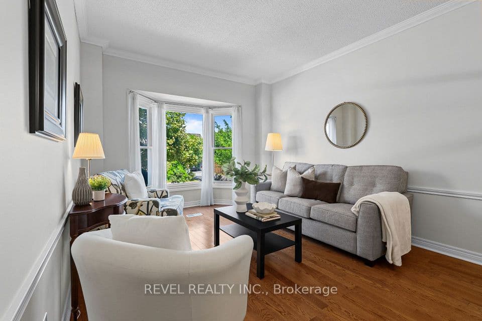 1610 Heathside Crescent, Pickering, ON L1V 5W7 – photo 2