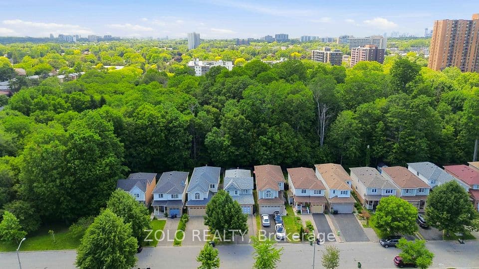 82 Piperbrook Crescent, Toronto, ON M1E 5G9 – photo 3