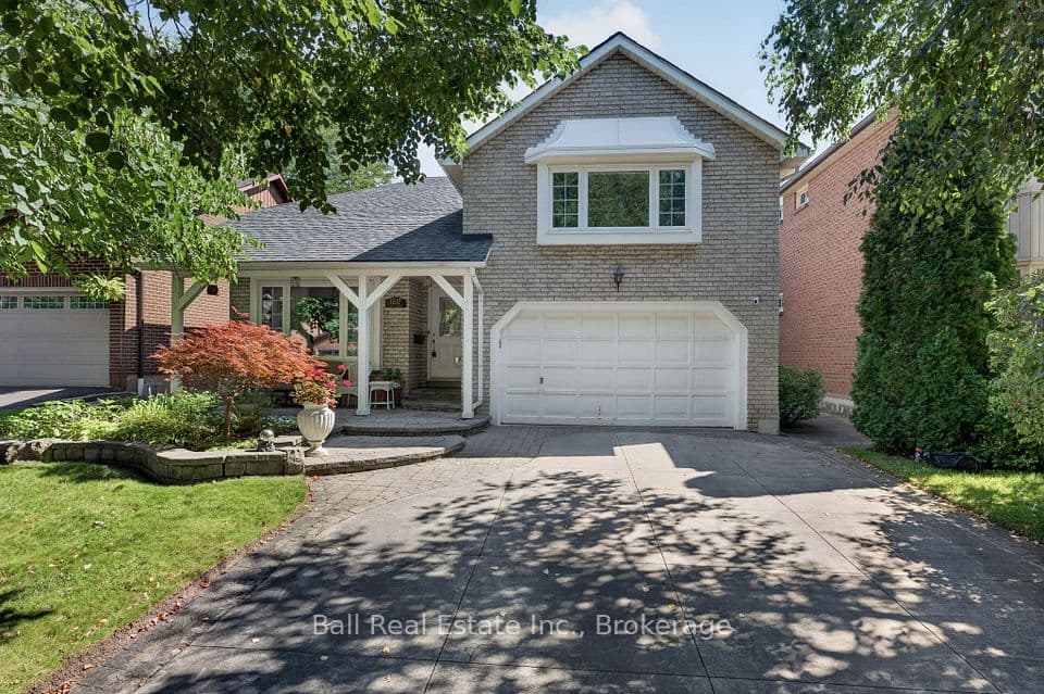 1517 Silver Spruce Drive, Pickering, ON L1V 5G9 – main photo