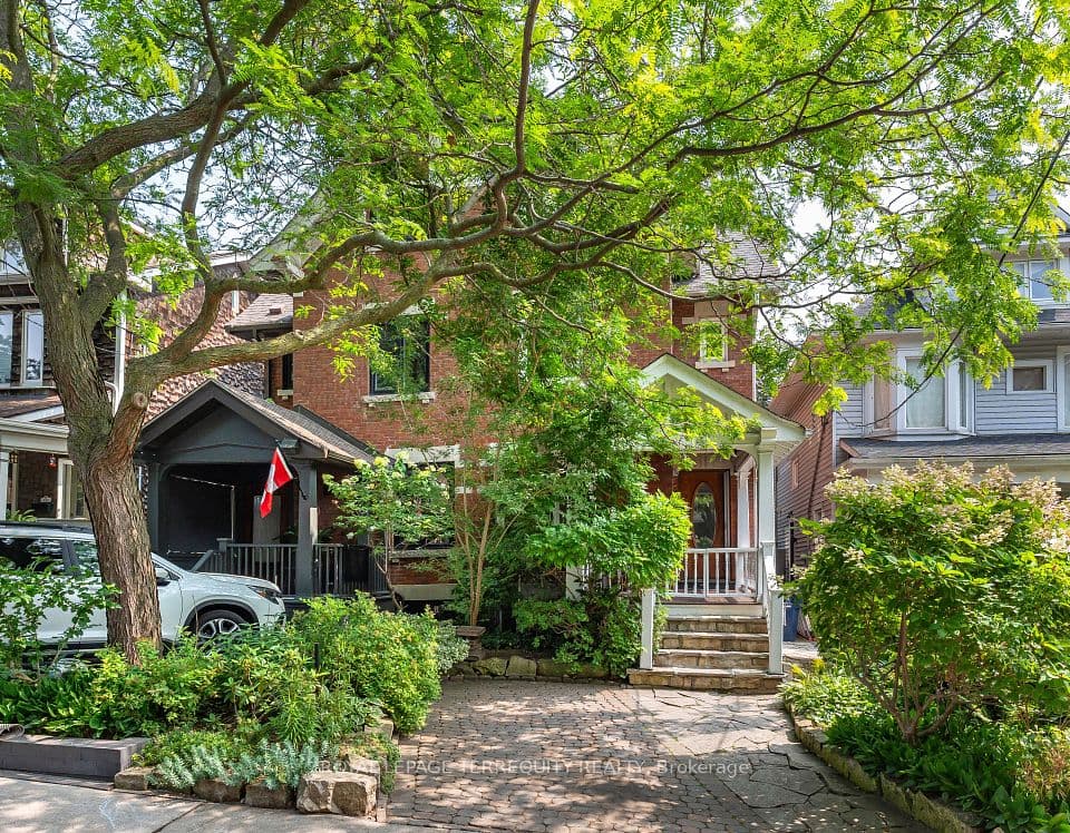 89 Leuty Avenue, Toronto, ON M4E 2R2 – main photo