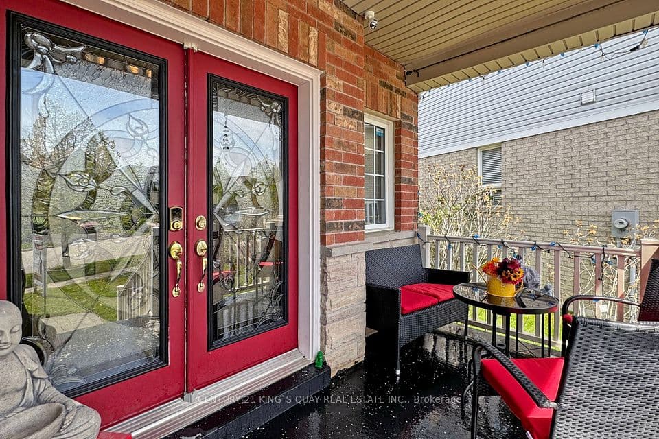 1418 Livesey Drive, Oshawa, ON L1K 0G9 – photo 2