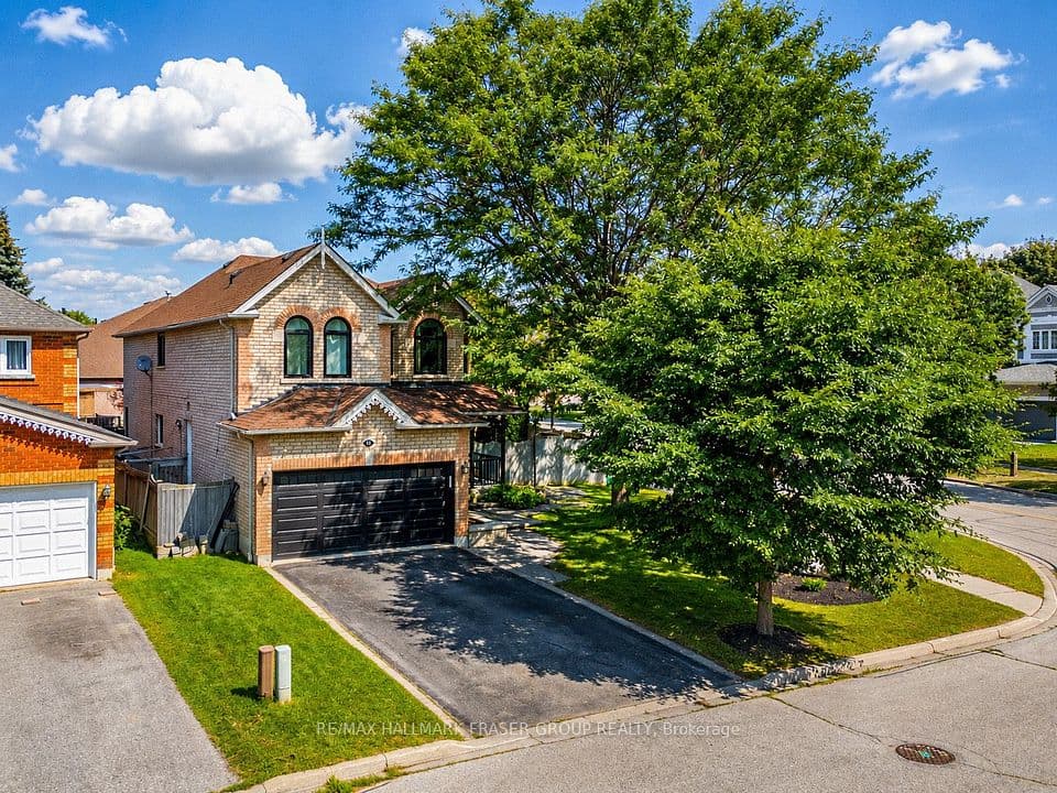 1 Mcneilage Court, Ajax, ON L1T 3Z5 – main photo