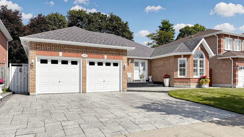 11 Devonridge Crescent, Toronto, ON M1C 5A5 – photo 2