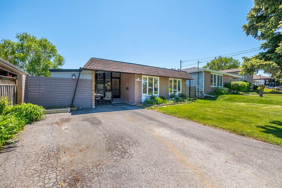 971 Oklahoma Drive, Pickering, ON L1W 2H8 – photo 2