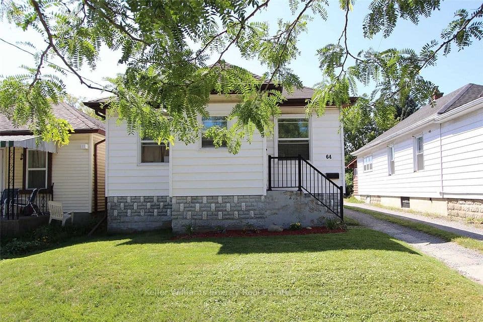 64 Grenfell Street, Oshawa, ON L1J 4W2 – photo 2