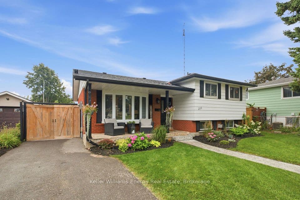 233 Phillip Murray Avenue, Oshawa, ON L1J 1G8 – photo 2